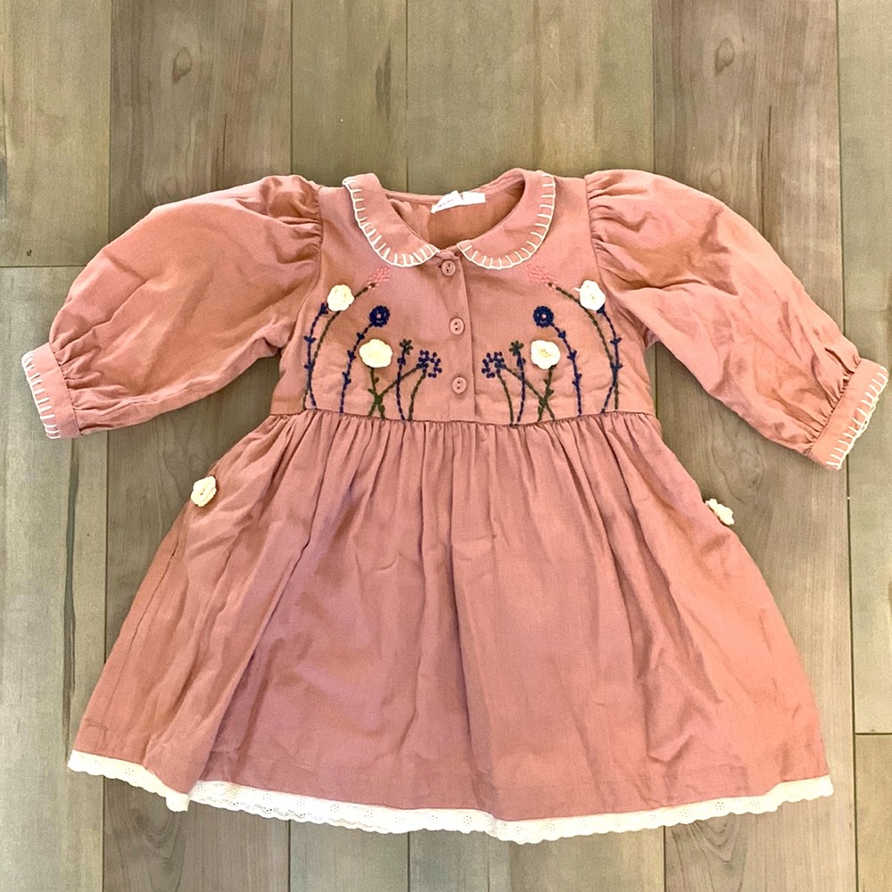 Ren and Rouge embroidered flower dress | Size 2 |